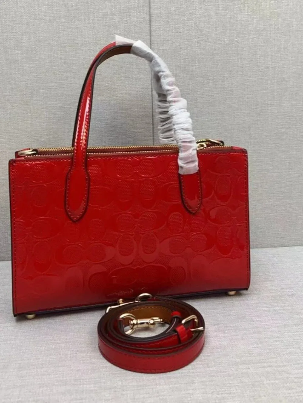 NWT Coach Nina Small Tote Bag In Signature Leather in Red - Picture 2 of 9
